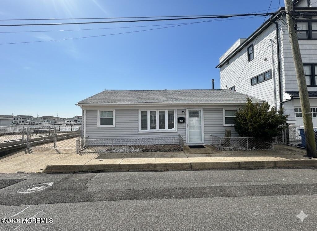 259 Joseph Street - Photo 3