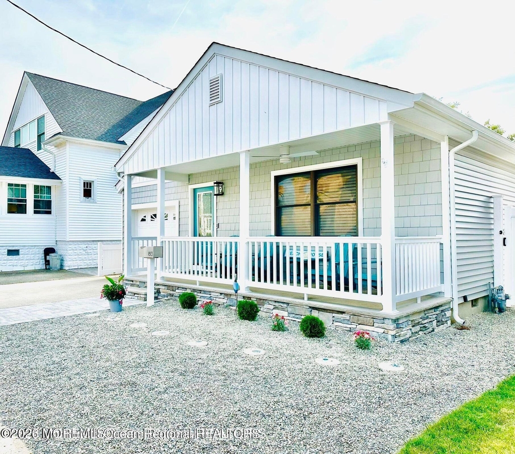 1813 Bradley Terrace - Photo 14