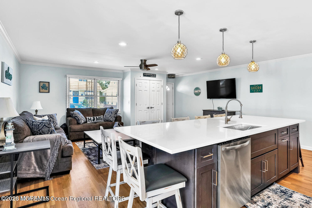 1813 Bradley Terrace - Photo 5