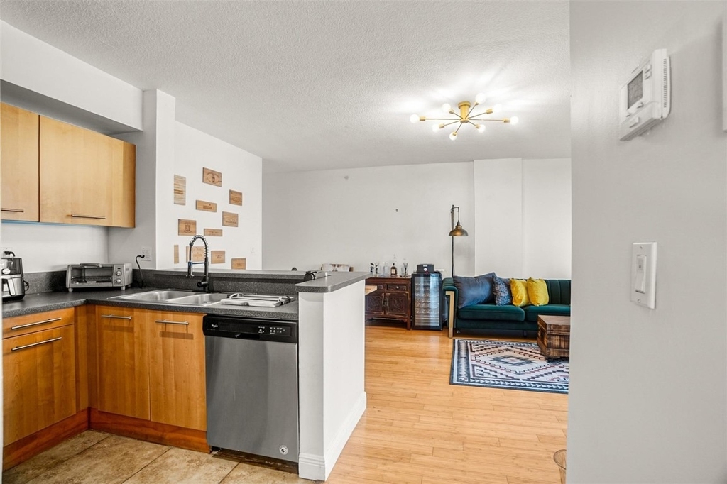 471 Ne 25th Street - Photo 13