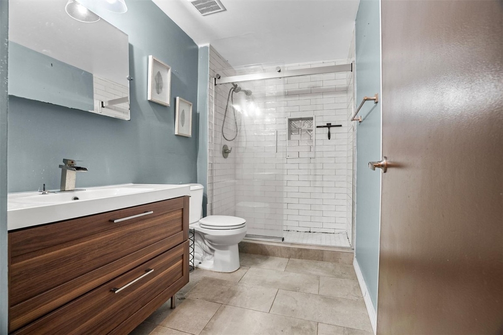 471 Ne 25th Street - Photo 16