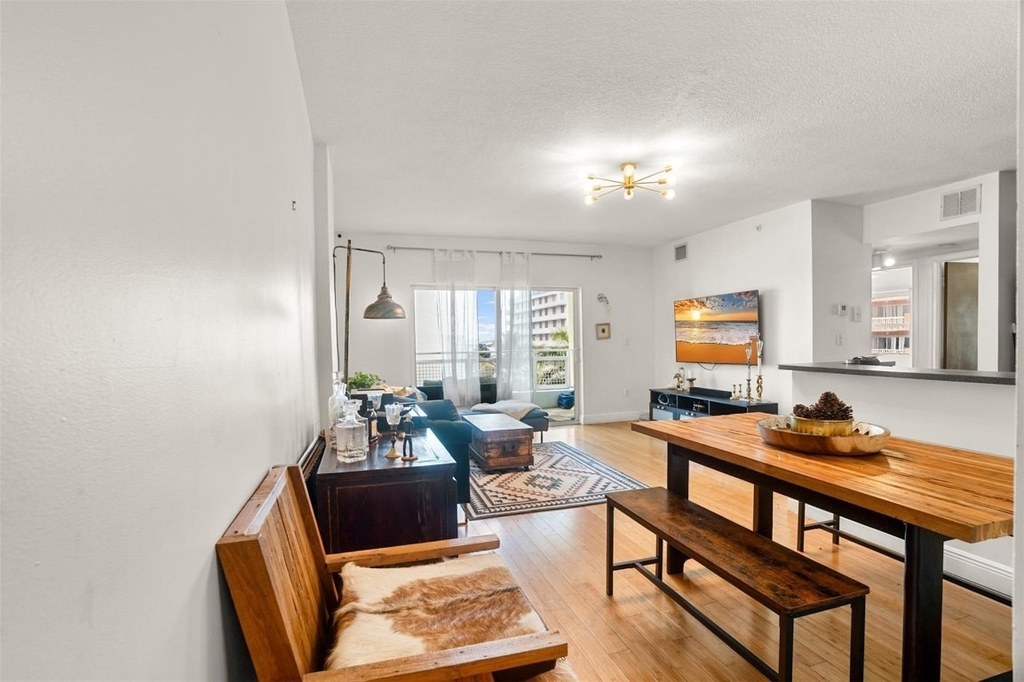 471 Ne 25th Street - Photo 8