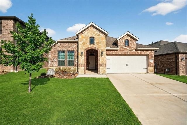 10601 Autumn Leaves Lane - Photo 0