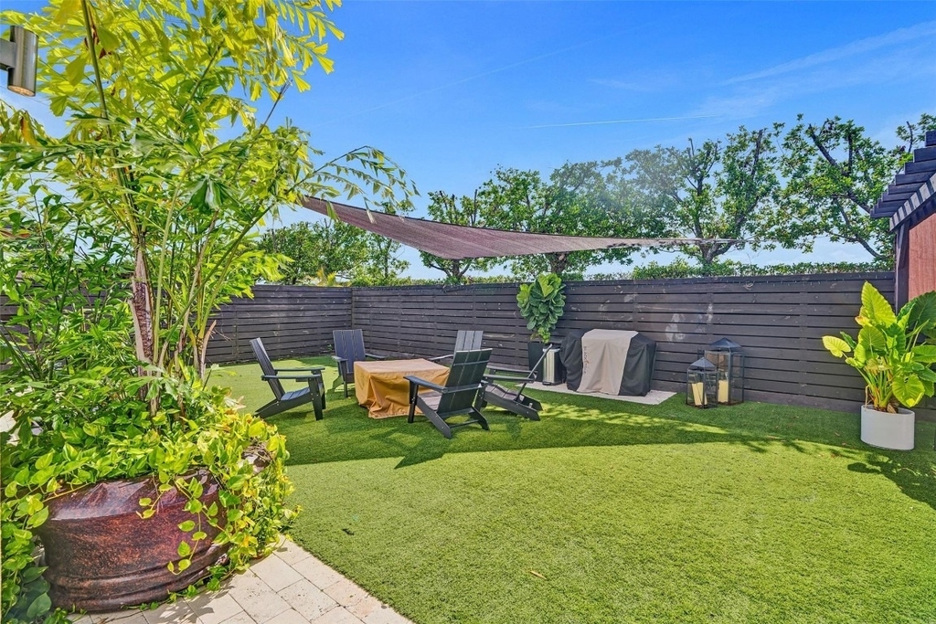 15501 Nw 88th Avenue - Photo 12