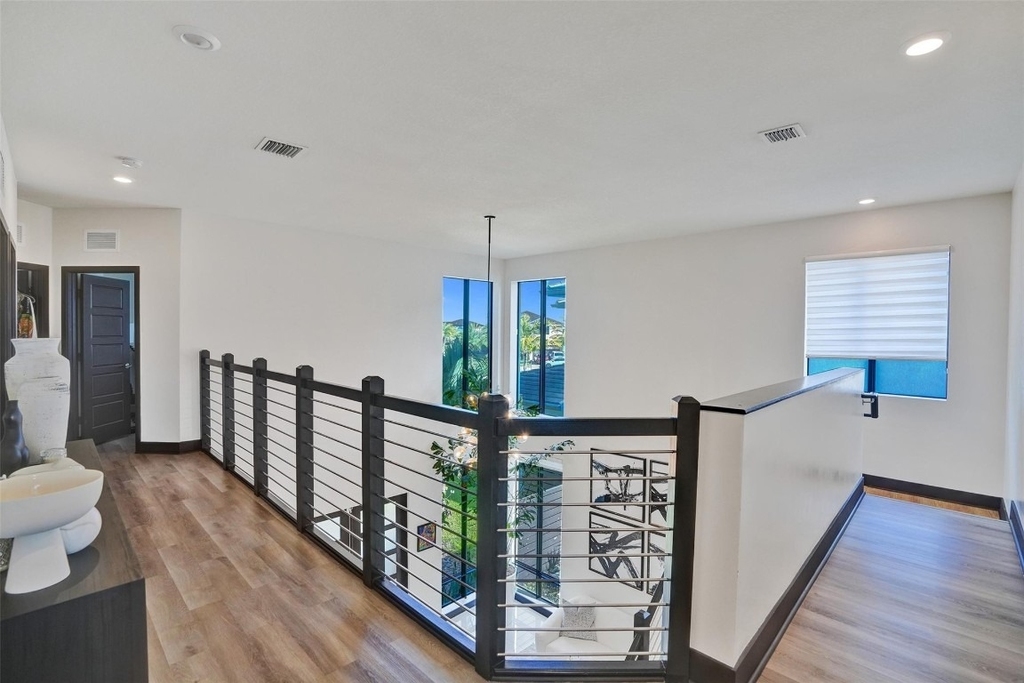 15501 Nw 88th Avenue - Photo 10
