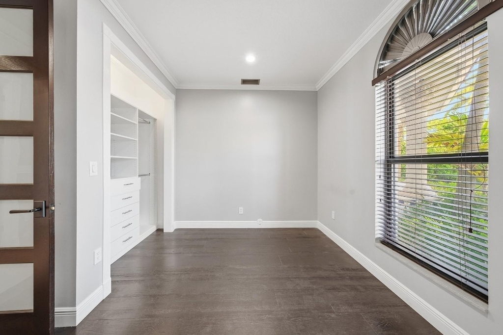 10270 Sw 58th Street - Photo 35