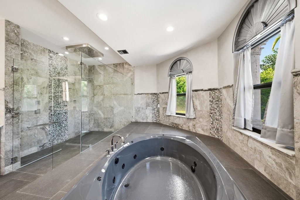 10270 Sw 58th Street - Photo 29