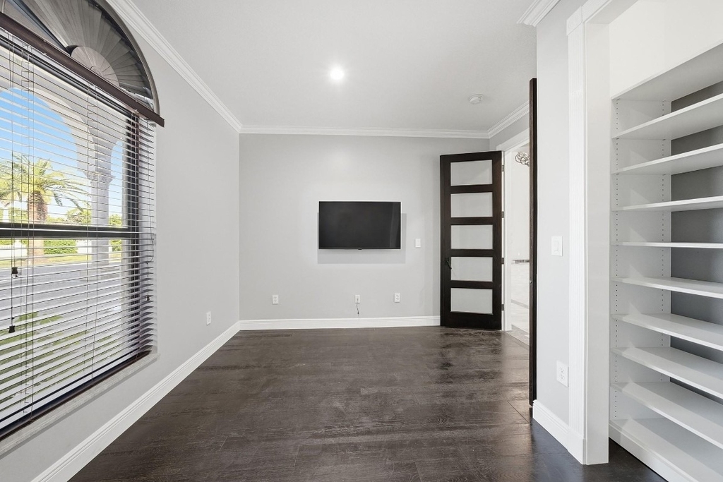 10270 Sw 58th Street - Photo 36