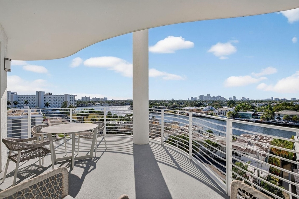 612 Bayshore Drive - Photo 13