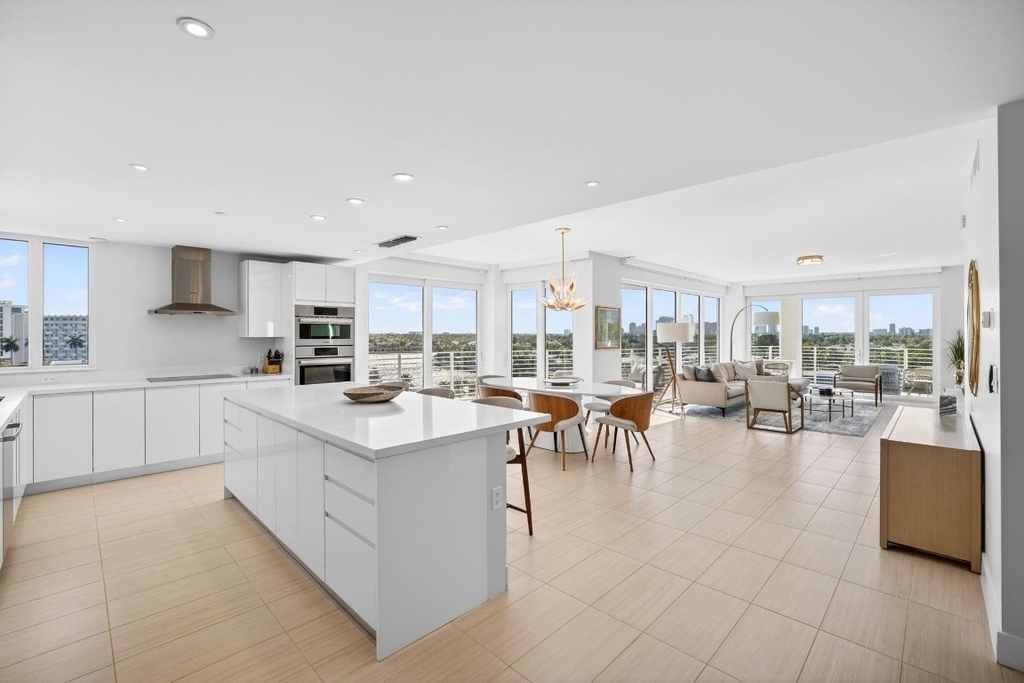 612 Bayshore Drive - Photo 3