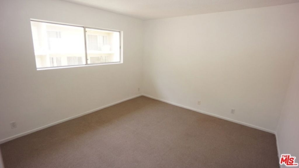 1418 S Bentley Avenue - Photo 26