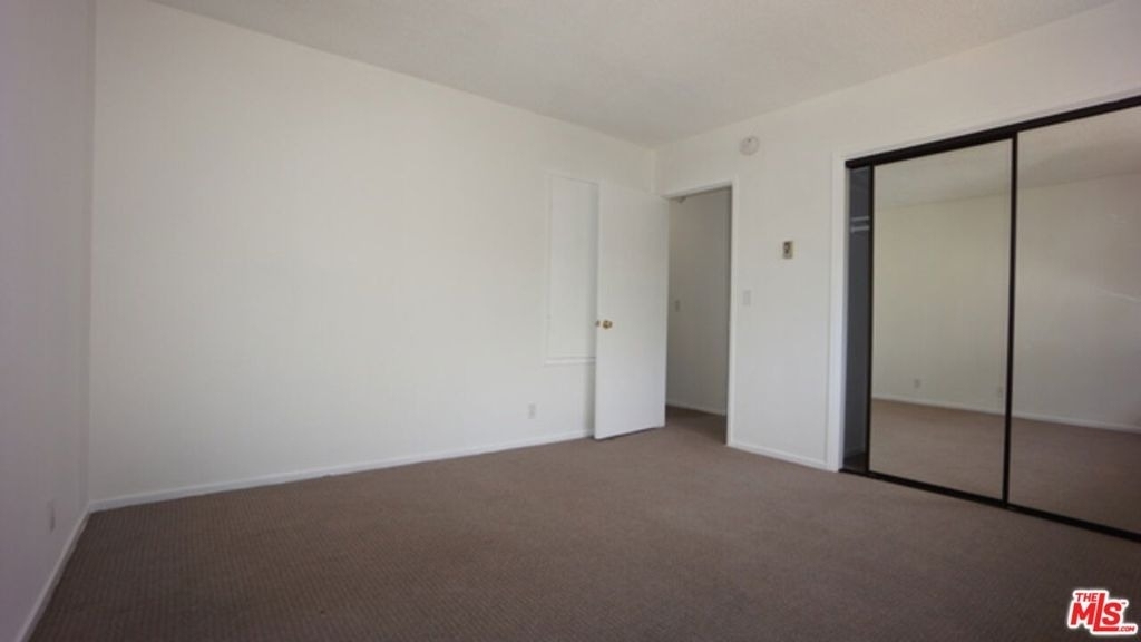 1418 S Bentley Avenue - Photo 18