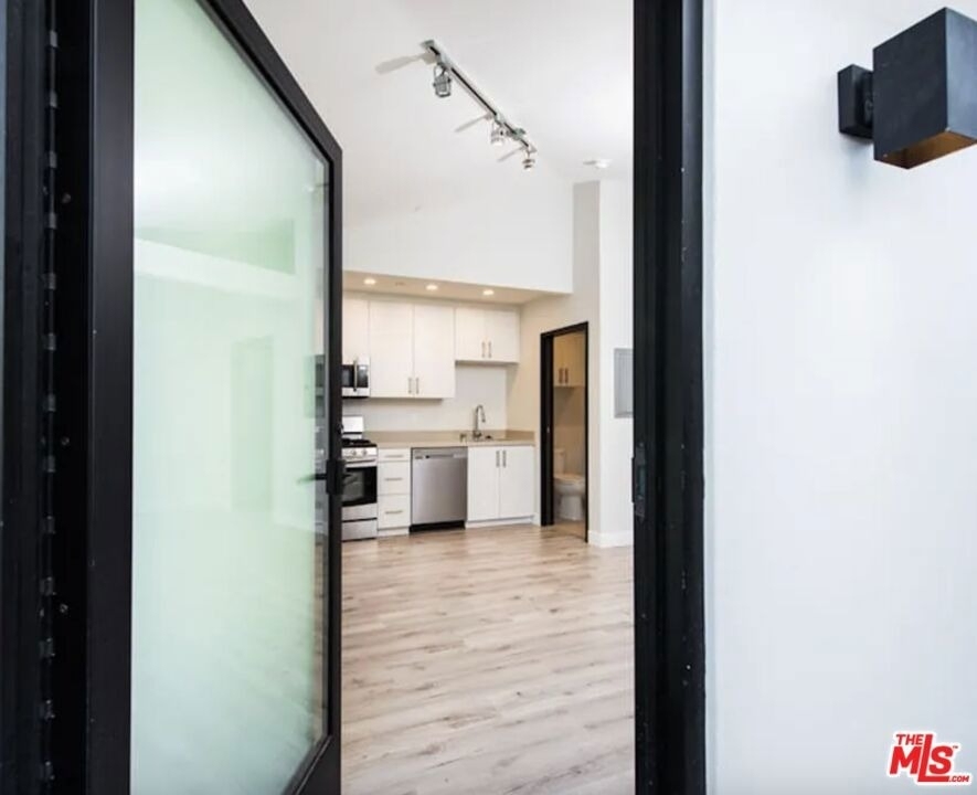 483 Washington Boulevard - Photo 1