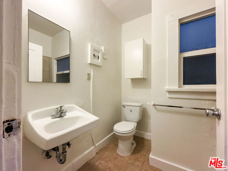 504 S Rampart Boulevard - Photo 10