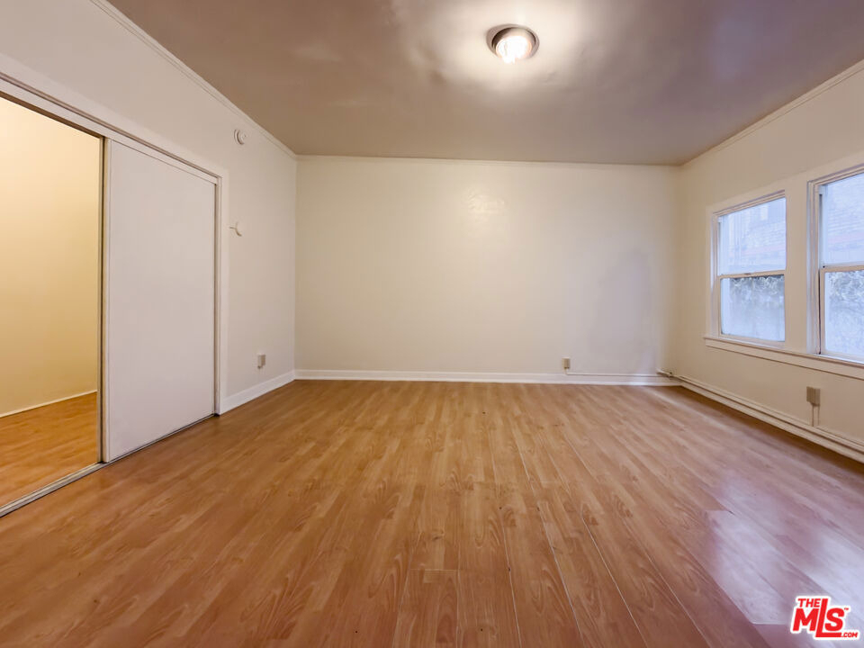 504 S Rampart Boulevard - Photo 7