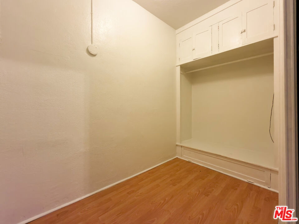 504 S Rampart Boulevard - Photo 5