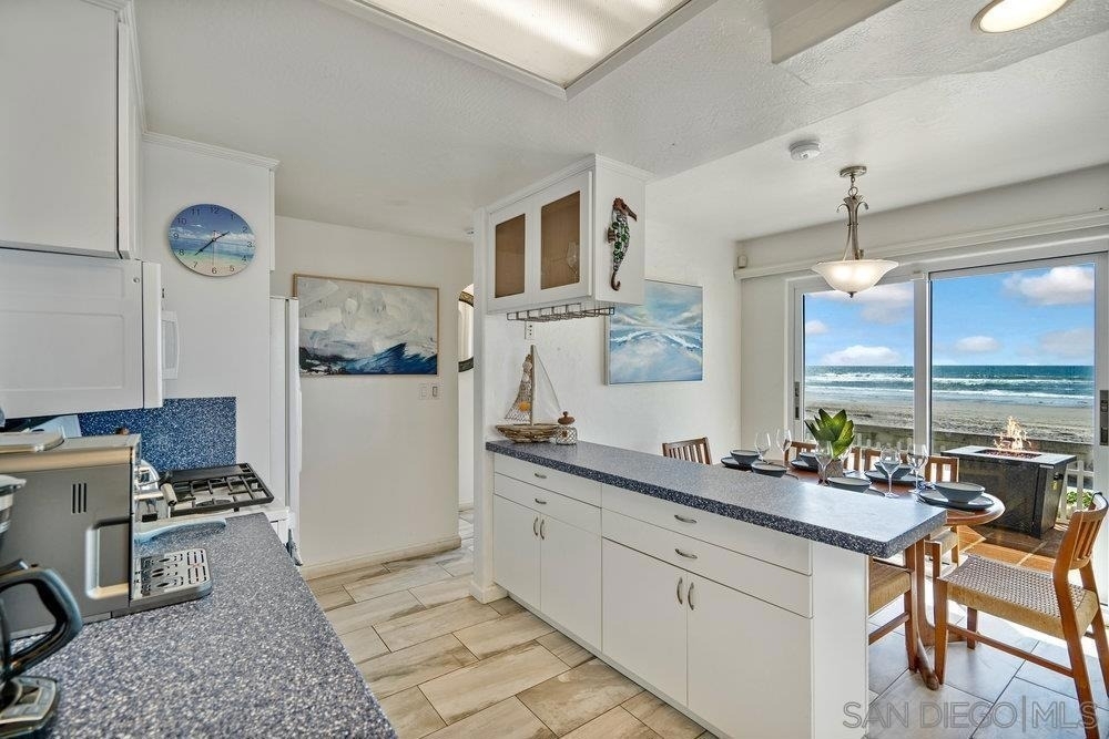 3911 Ocean Front Walk - Photo 4