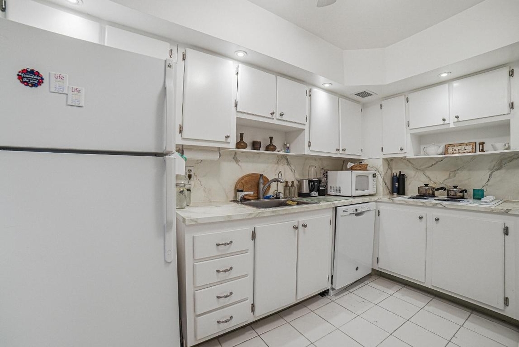 3450 S Ocean Boulevard - Photo 4