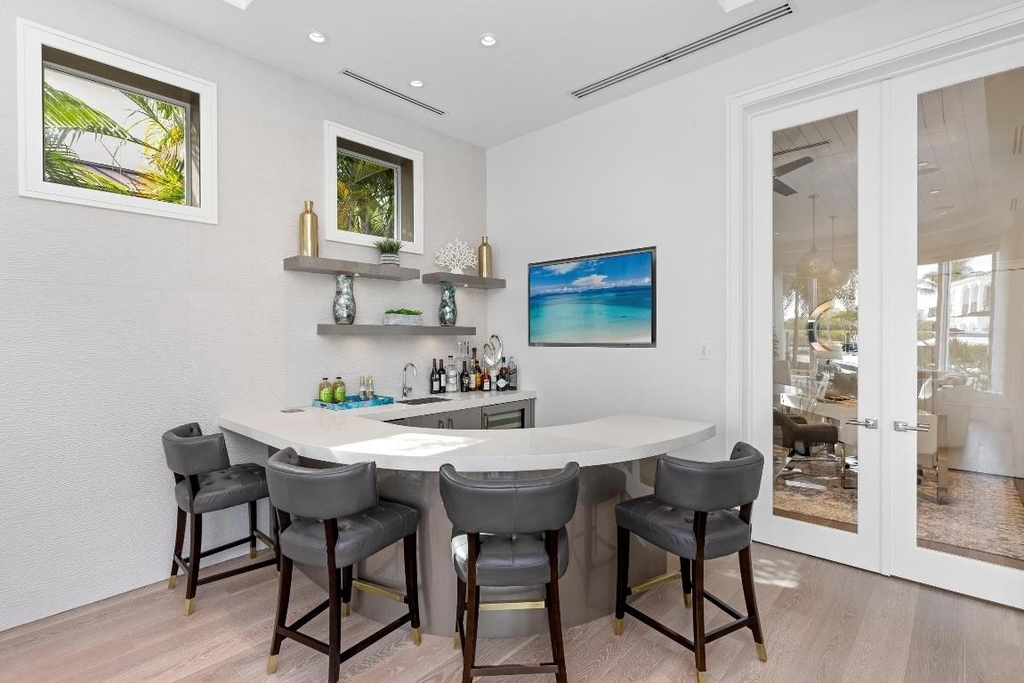 863 Enfield Street - Photo 14