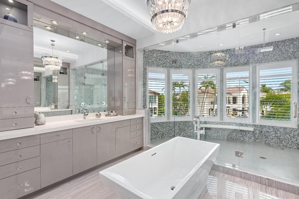 863 Enfield Street - Photo 44
