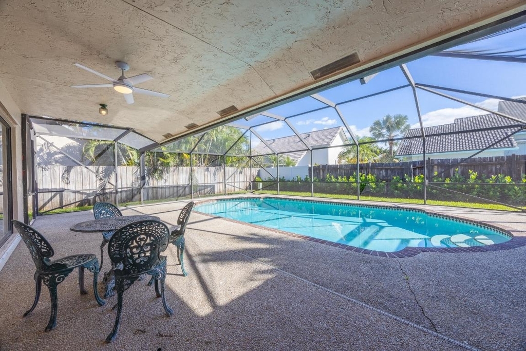 22352 Martella Avenue - Photo 24