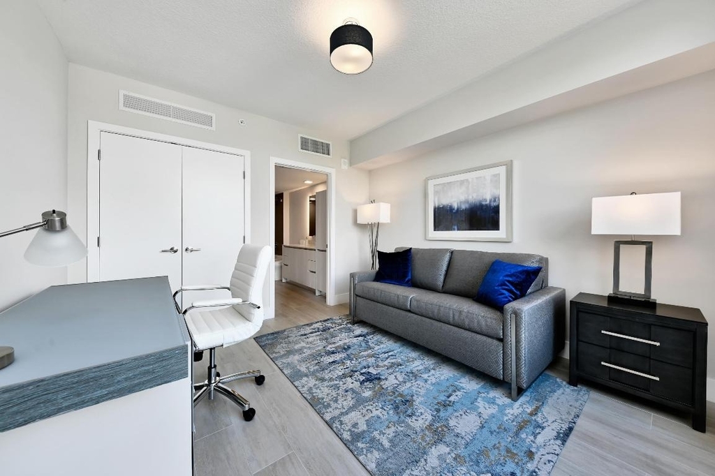 111 Se 1st Avenue - Photo 9