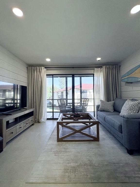 2050 Oleander Boulevard - Photo 5