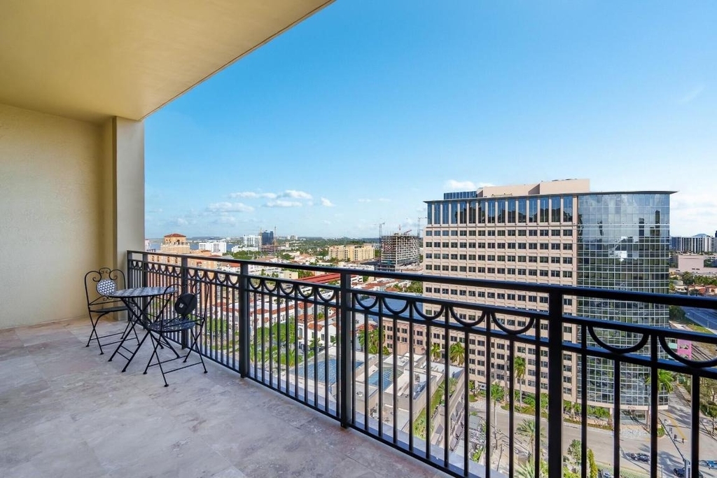 550 Okeechobee Boulevard - Photo 18