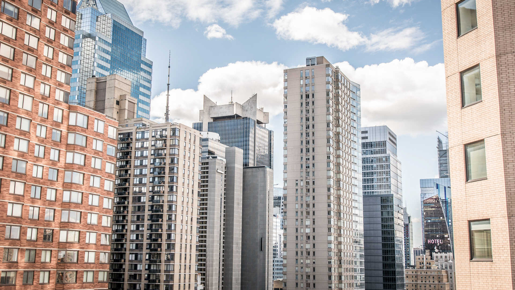 305 West 50th Street - Photo 18