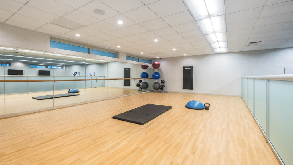 305 West 50th Street - Photo 5