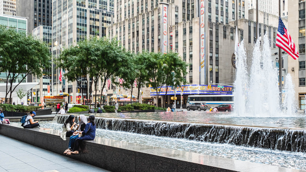 305 West 50th Street - Photo 16