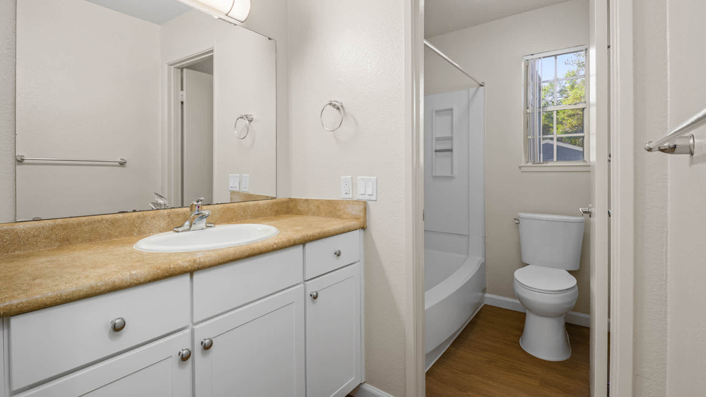 244 Rock Harbor Lane - Photo 18
