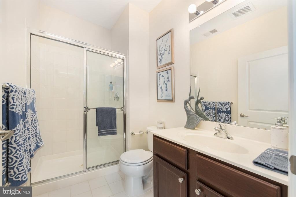 198 Camelot Court - Photo 2