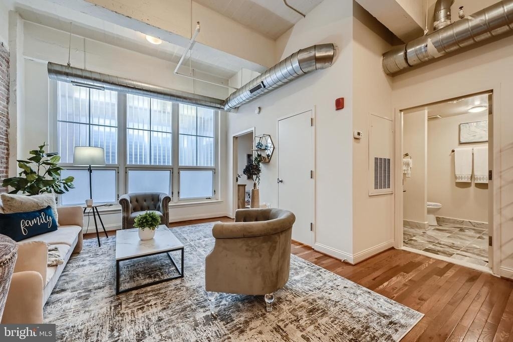 311 W Baltimore Street - Photo 6