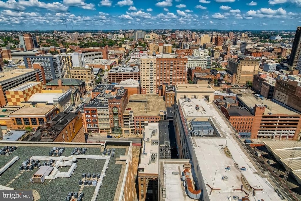 311 W Baltimore Street - Photo 28