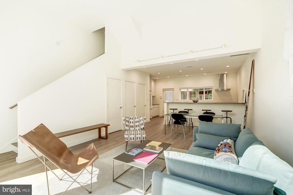 446 Ridge Street Nw - Photo 10