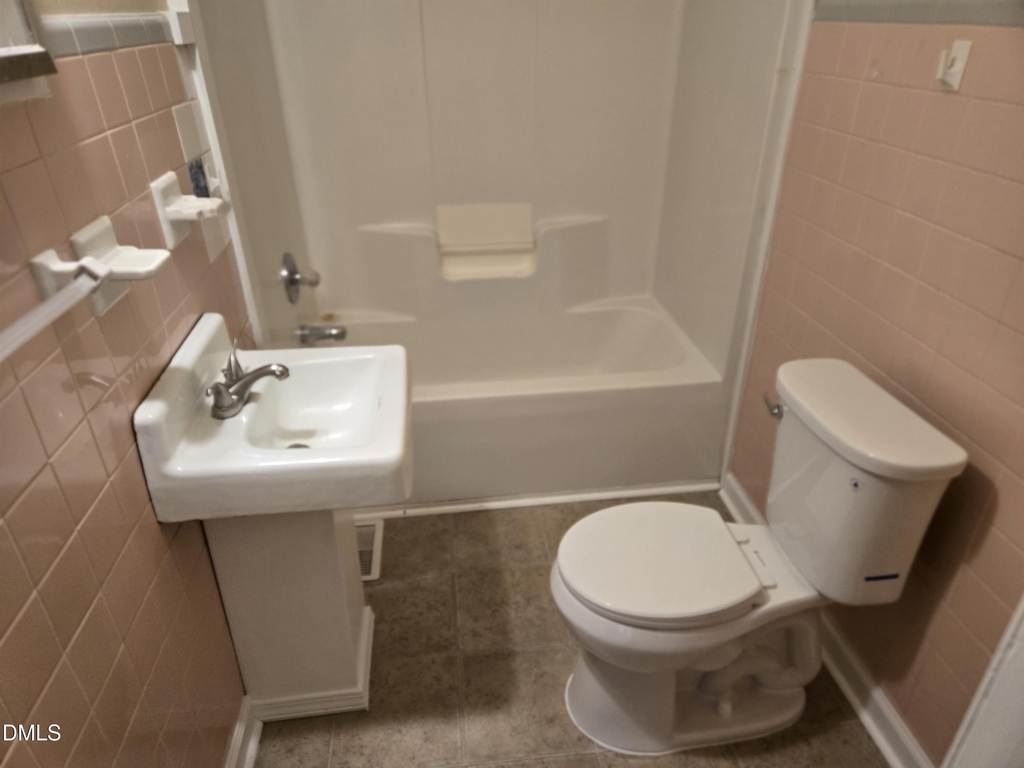 205 N Smithfield Road - Photo 6