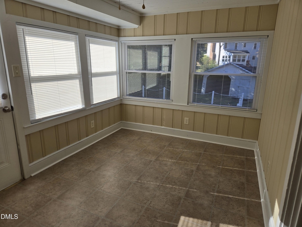 205 N Smithfield Road - Photo 12