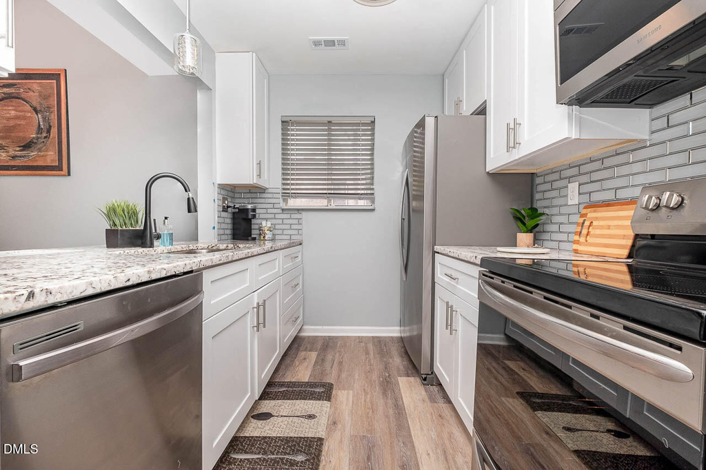 2100 Peppertree Street - Photo 1