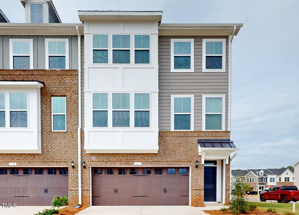 101 Peach Dahlia Road - Photo 0