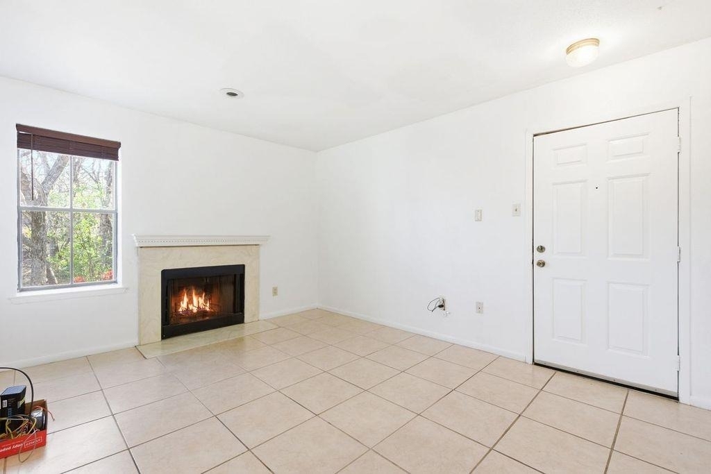 4500 E Oltorf St - Photo 1
