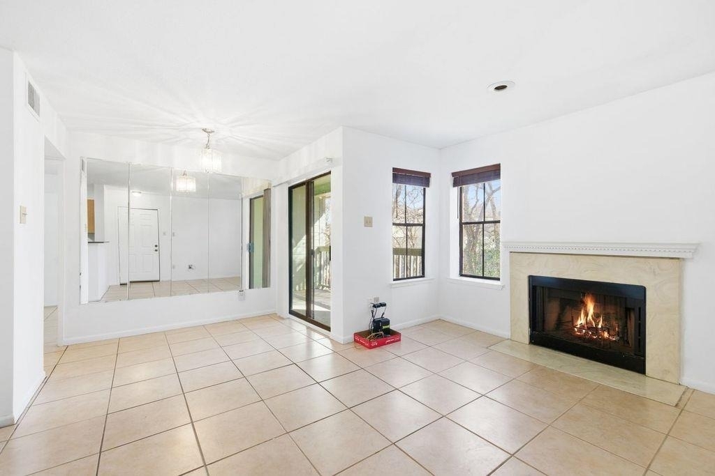 4500 E Oltorf St - Photo 2