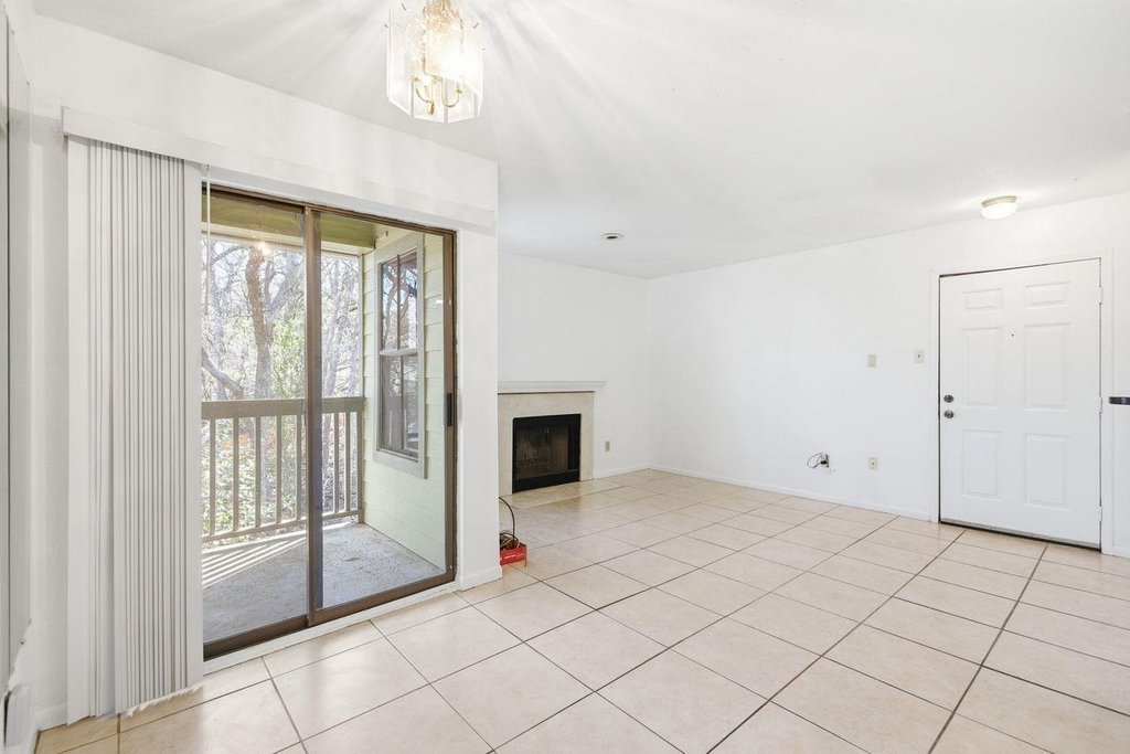 4500 E Oltorf St - Photo 4