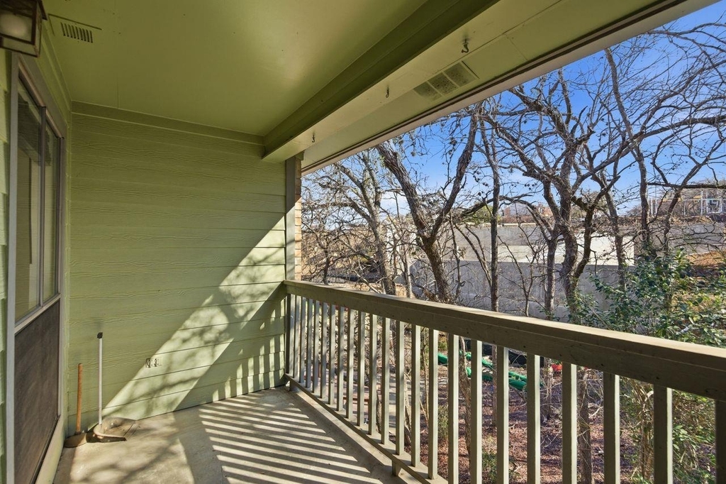4500 E Oltorf St - Photo 8