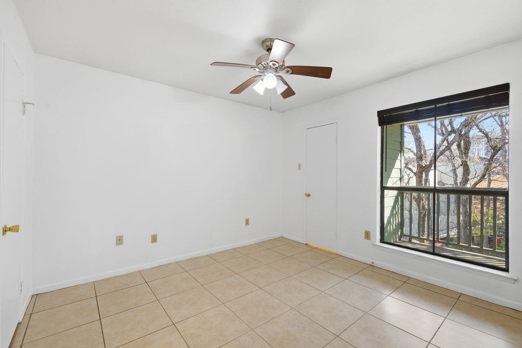 4500 E Oltorf St - Photo 5