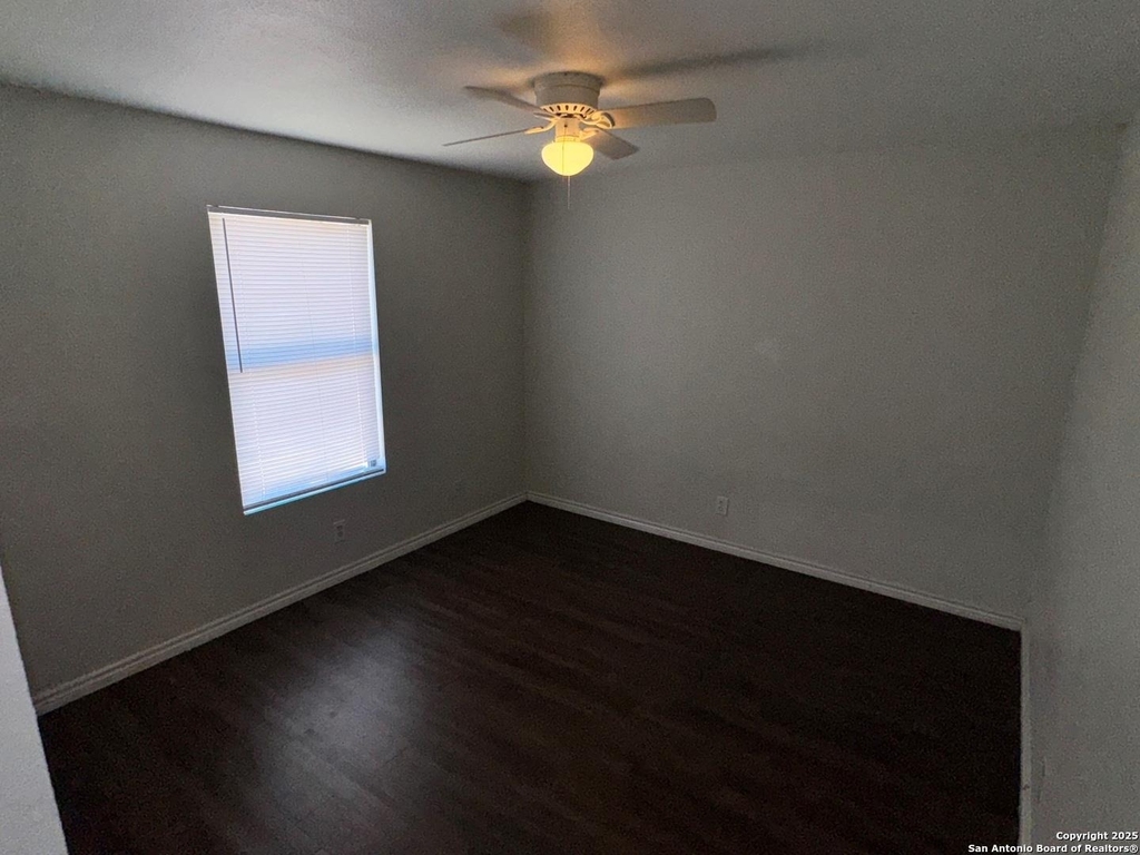 830 W Hutchins Pl - Photo 5