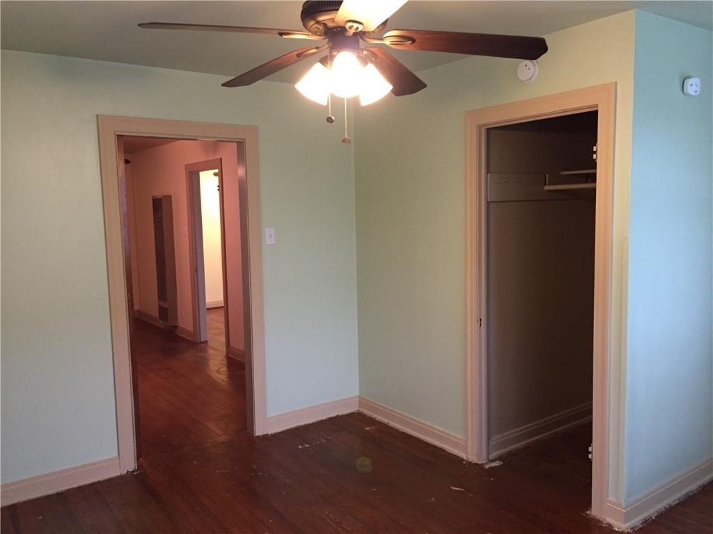 611 W 37th St - Photo 5