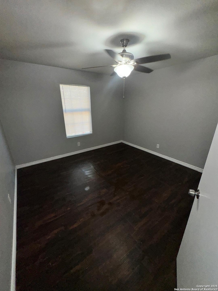 830 W Hutchins Pl - Photo 2