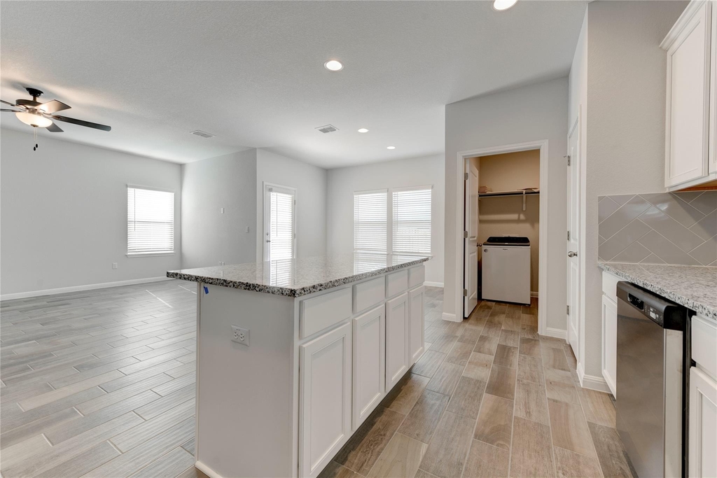 10716 Timber Brook Pass - Photo 6