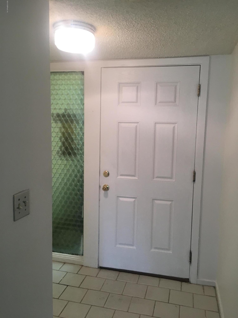 7703 Las Palmas Way - Photo 12